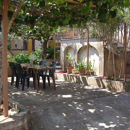 Vallelunga Apartment *