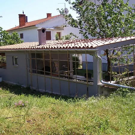 Vallelunga Apartment